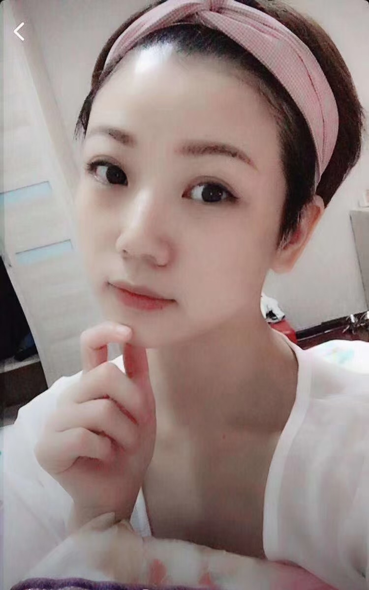 闵行小小妹子
